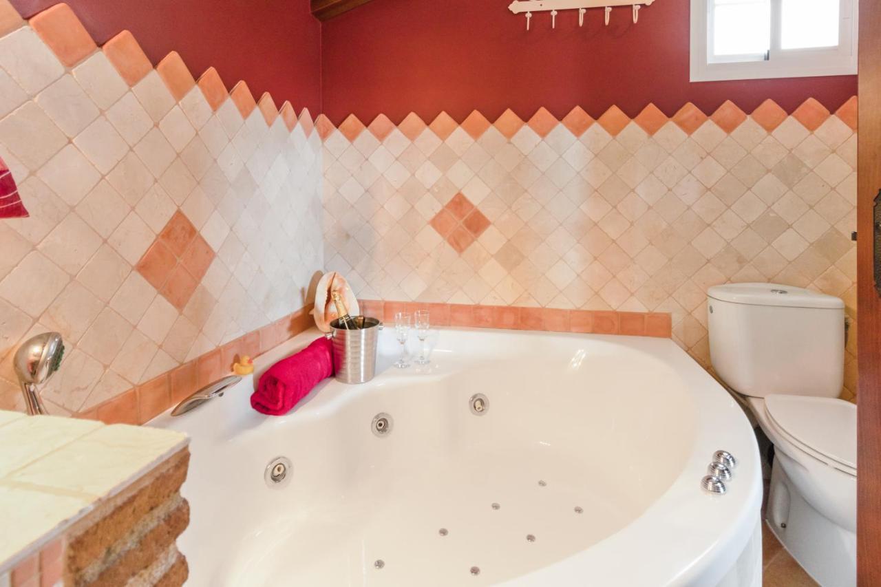 Villa Estilo Mediterranea Con Piscina, Jardin, Bbq Y Jacuzzi - Villa Bel Air Real Estepona Exterior photo